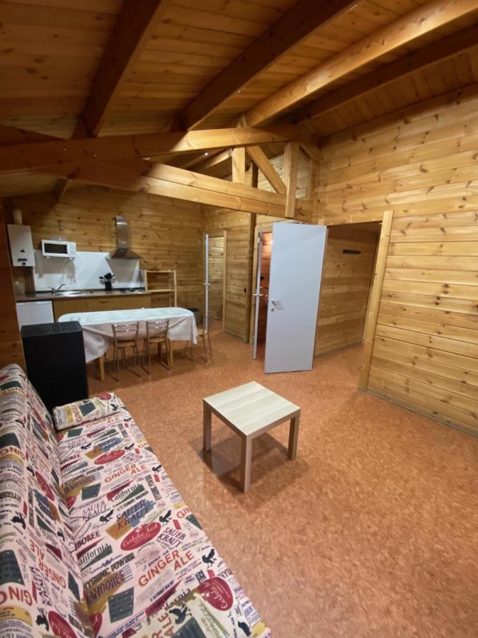 Bungalow & Camping Fuente De Regrustan Граус Екстериор снимка